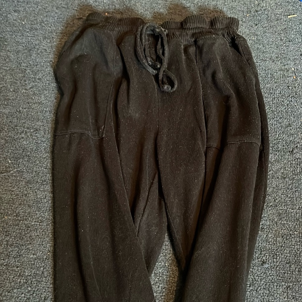 Black sweatpants